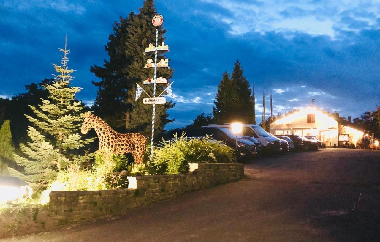 Hotel-Restaurant Berghof Johannesberg エクステリア 写真