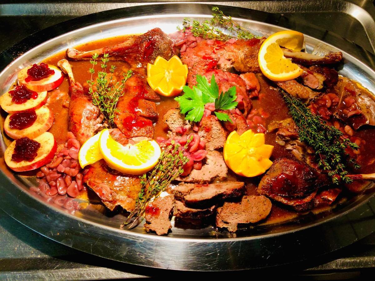 Hotel-Restaurant Berghof Johannesberg エクステリア 写真